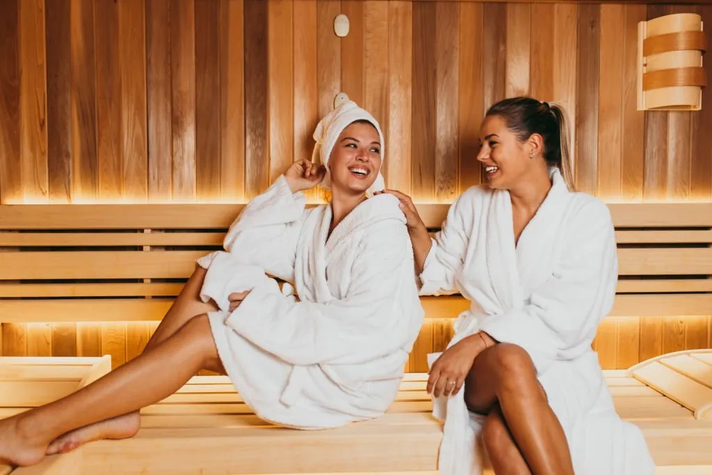 how long should you stay in a sauna